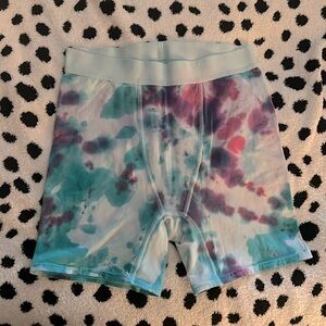 Women’s tye dye boxer size M